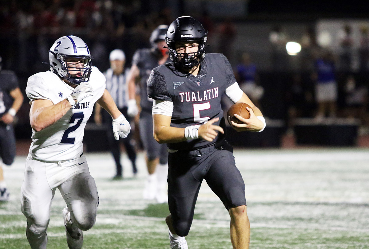 a Tualatin Wilsonville football Oregon September 15 2023 Dan Brood 49